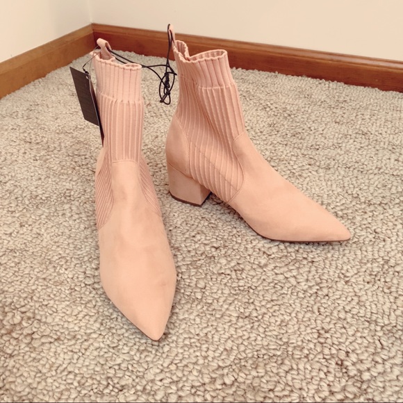 Forever 21 Shoes - FOREVER 21 • FAUX SUEDE SOCK BOOTIE PINK/NUDE